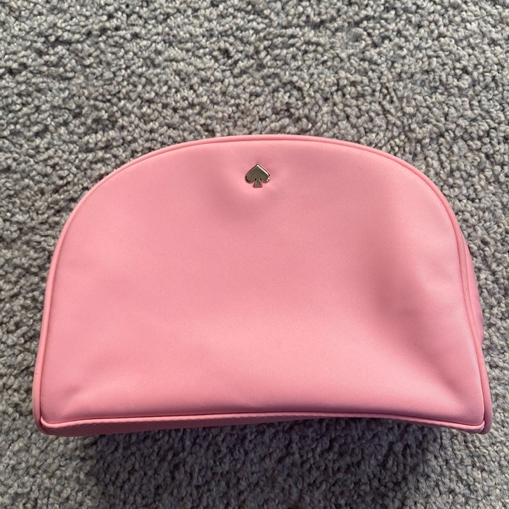 Kate Spade Jae Dome Cosmetic Pouch in Pink